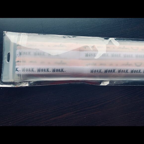 New twelveNYC White Pink Women's 4 Headband Pack - Picture 2 of 2